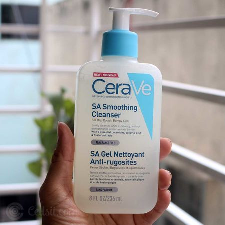CeraVe SA Smoothing Cleanser for Dry Skin - 236ml (France)